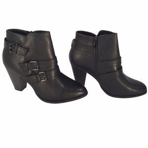 Forever Camila Bootie Size 10 Black New